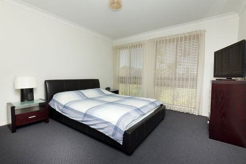 Lake House On Elouera - Accommodation NT 4