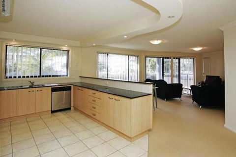 Millenium Unit 101 Cnr Head & West Sts - Accommodation NT 3