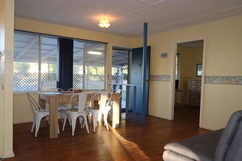 The South Sussex Cottage - NT Tourism 2