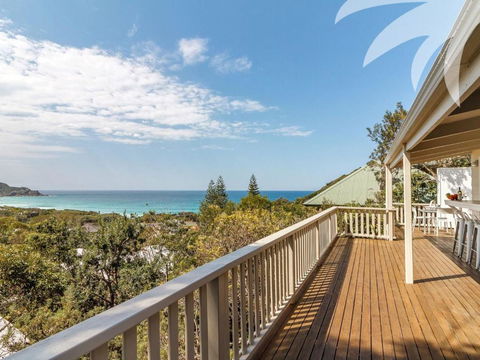 The Headland House - Accommodation NT 6