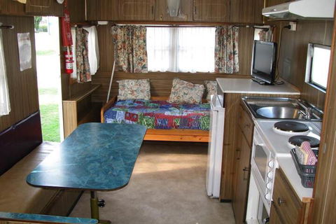 Triabunna Cabin And Caravan Park - Accommodation NT 7