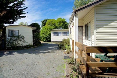 Triabunna Cabin And Caravan Park - Accommodation NT 1