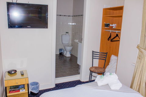 Gardners Inn Hotel - Accommodation NT 6