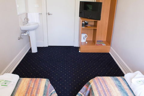 Gardners Inn Hotel - Accommodation NT 5