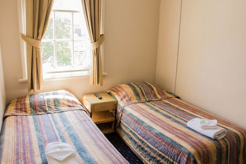 Gardners Inn Hotel - Accommodation NT 3