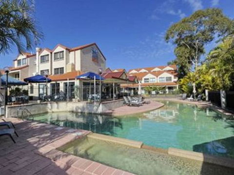 Nelson Bay Breeze Holiday Apartments - NT Tourism 1