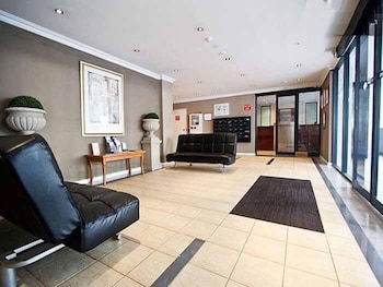 Duke's Apartments - NT Tourism 0
