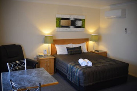 Arkana Motor Inn & Terrace Apartments - Accommodation NT 0