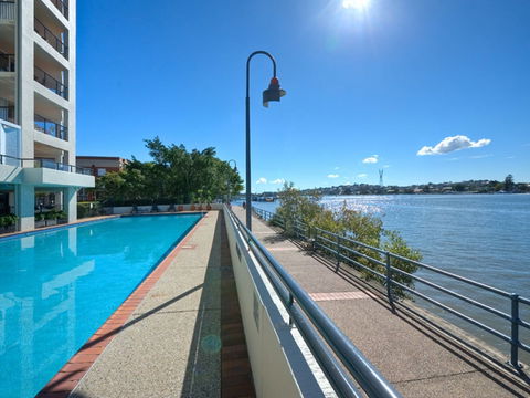 Goldsborough Place Apartments - NT Tourism 1