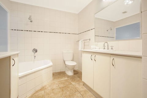 Sea Foam Villas - Accommodation NT 5