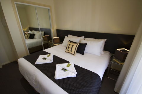 H Boutique Hotel - Accommodation NT 6