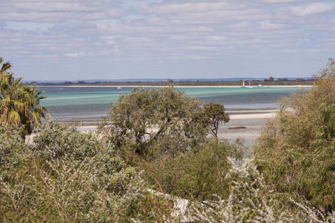 Calm Waters - Accommodation NT 1