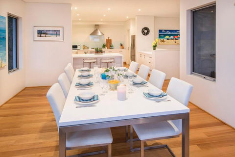 Calm Waters - Accommodation NT 4