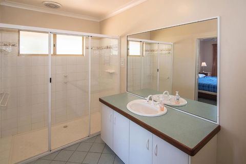 Bishops Seat - Accommodation NT 2