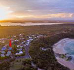 Angourie Blue 7 stroll to surfing beaches. - Accommodation NT