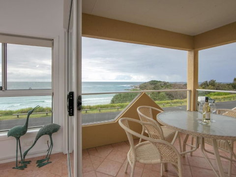 Avalon 1 Overlooking Beautiful Convent Beach - Accommodation NT 4