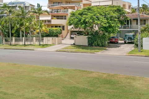 Redcliffe Peninsula Penthouse - NT Tourism 2