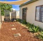 Cute Private Studio Flat with AIRCON - Accommodation NT