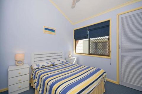 Gowrie Avenue Bay Parklands Townhouse 04 2 - NT Tourism 6