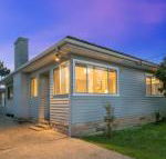 The Entrance North Lakeside Cottage - NT Tourism