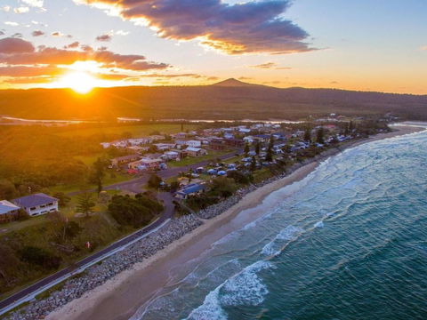 Pacifica 2 Opposite The Beach At Brooms Head - Accommodation NT 5