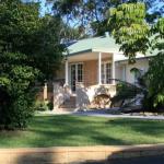 Colins Garden - NT Tourism 0