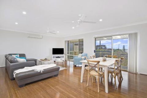 SEAVIEW DREAM Bonny Hills - NT Tourism 6