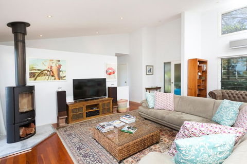 Booti Booti Lakehouse - Accommodation NT 6