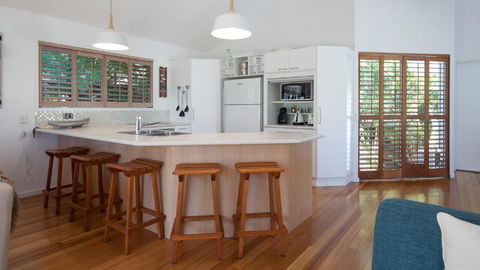 Utopia Beach House - NT Tourism 1