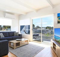 Lazy Days Beach House Jervis Bay  Pet Friendly 4 Mins Walk to Beach - NT Tourism