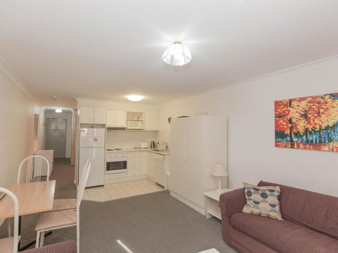 Horizons 213 / 10 Kosciuszko Road - Accommodation NT 2