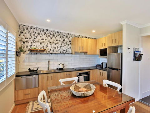 Jervis Bay Beach Shack Pet Friendly - NT Tourism 1