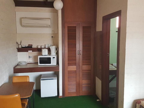 The Club Hotel - Accommodation NT 6