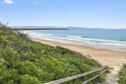 Culburra Getaway Close To Beach & Lake - NT Tourism 6