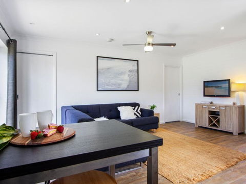 Sand Dunes House & Cabin Accommodation - NT Tourism 6