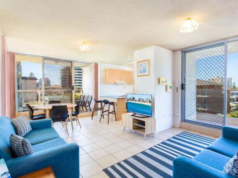 Ebbtide 6 Opposite Main Beach - Accommodation NT 1