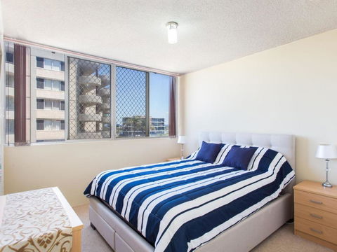 Ebbtide 6 Opposite Main Beach - Accommodation NT 6