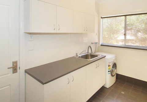 Kestral Ashore - Accommodation NT 1
