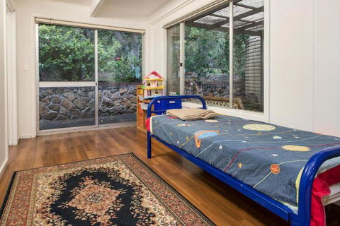 Eagle Bay Beach House - NT Tourism 3