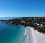 GRANITE BEACH HOUSE at Bay of Fires - Accommodation NT