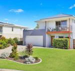 53 Northbeach Place Mudjimba - Accommodation NT