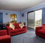 Anchorage 7 Beautifully Renovated Close to Rockpool - Accommodation NT