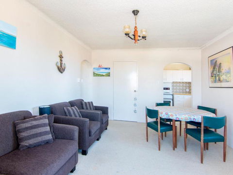 Seabreeze 4 Opposite Bowling Club - Accommodation NT 6