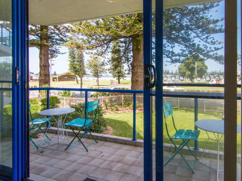 Heritage 102 Great Water Views - Accommodation NT 5