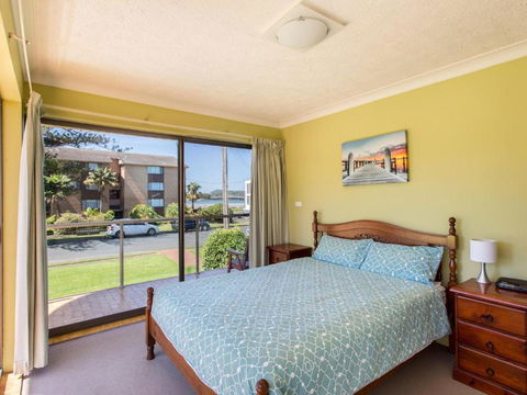 Champagne Court 1 With Water Views - Accommodation NT 6