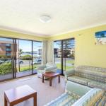 Champagne Court 1 With Water Views - Accommodation NT 0