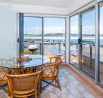 Fairholme 8 Perfect Lakefront Position - Accommodation NT