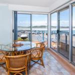 Fairholme 8 Perfect Lakefront Position - Accommodation NT 0