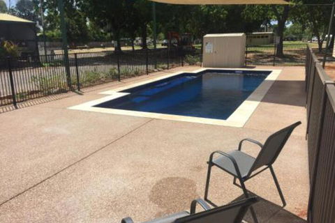 Sunset Top Tourist Park - Accommodation NT 4