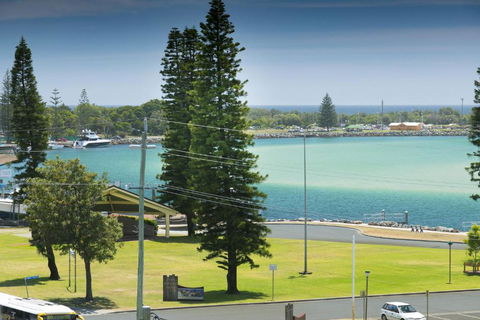 Mirage Unit 502 6 8 Manning Street - Accommodation NT 5